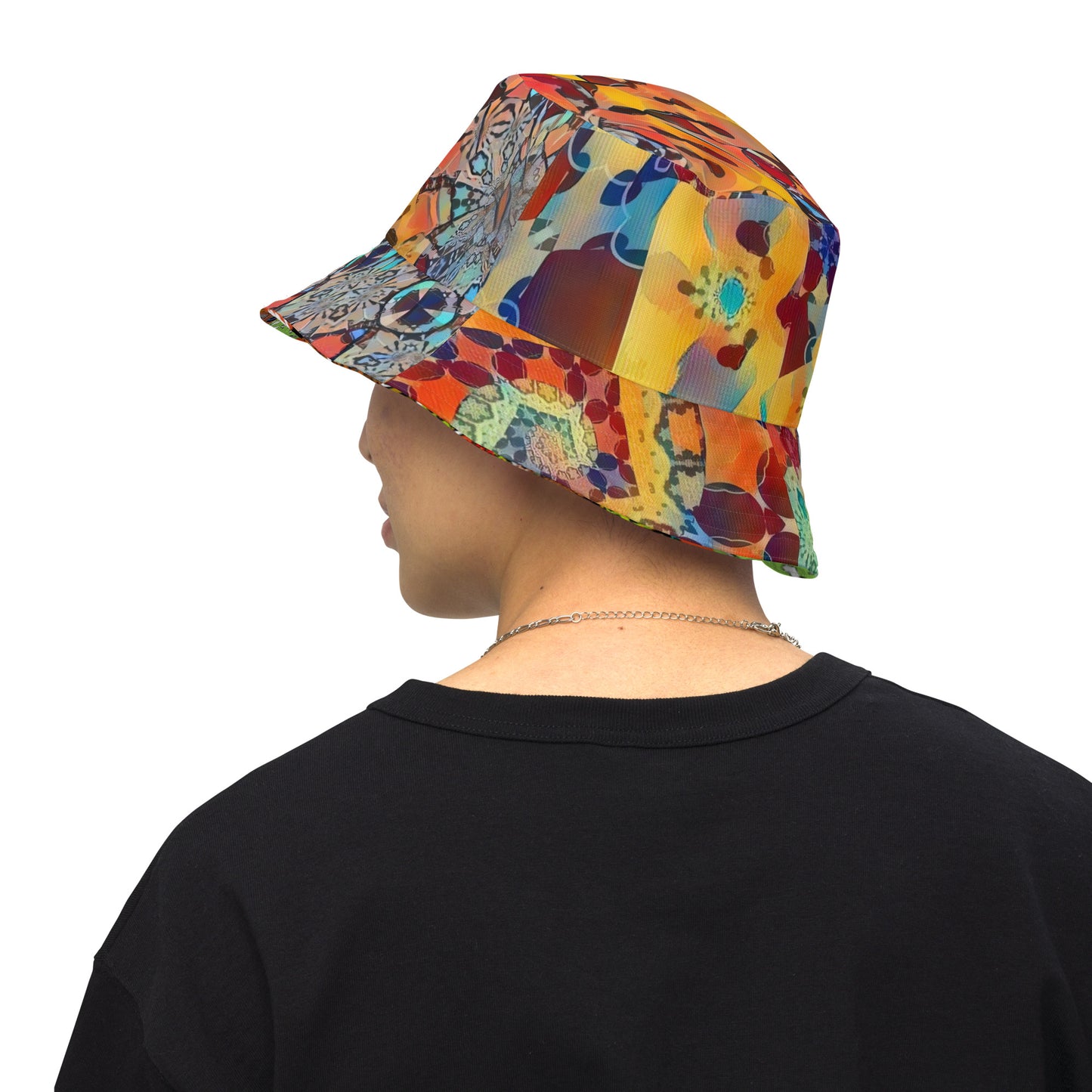 Reversible bucket hat