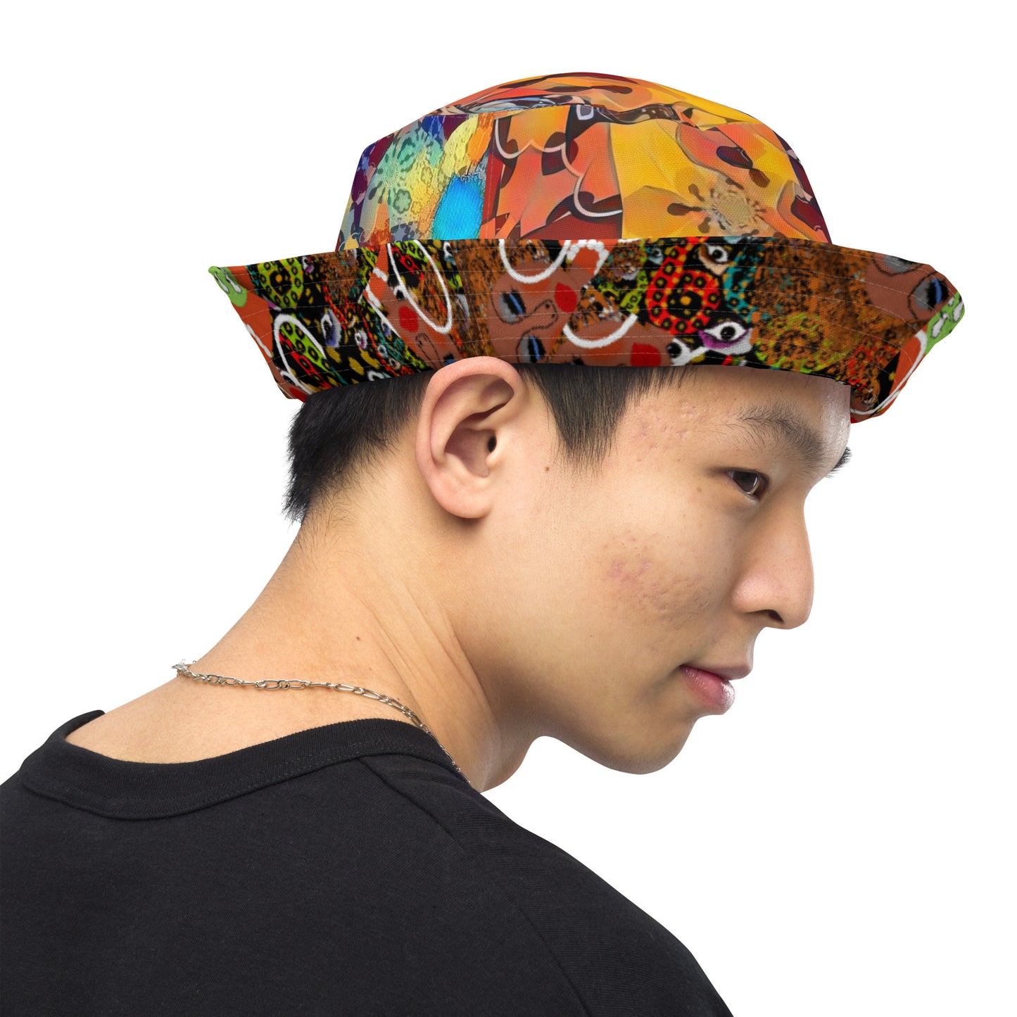 Reversible bucket hat