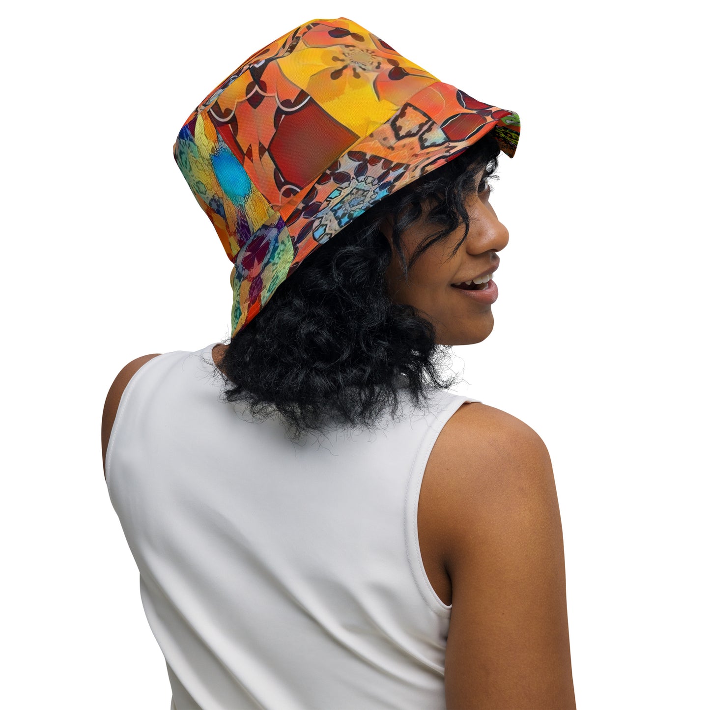 Reversible bucket hat