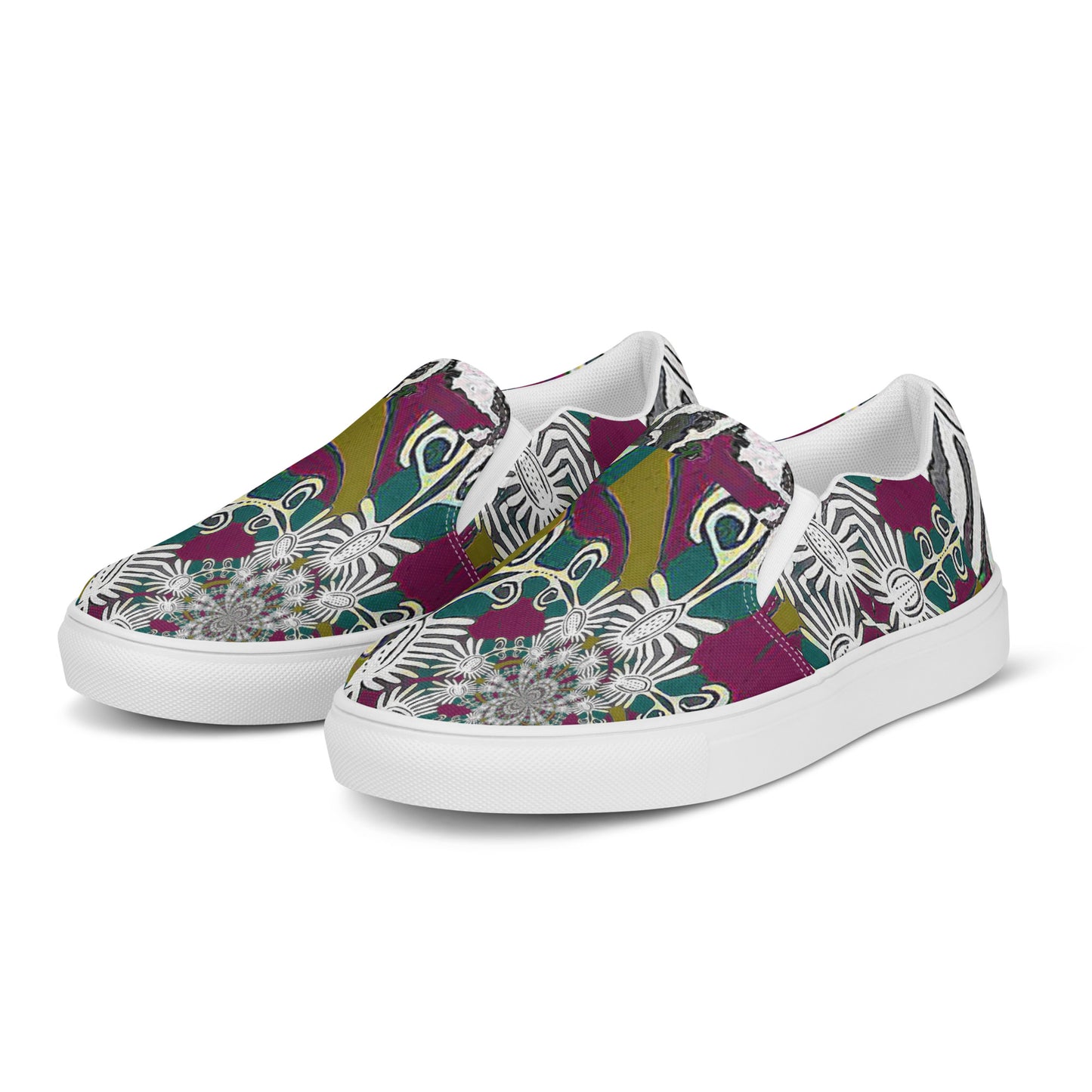 Women’s slip-on canvas shoes
