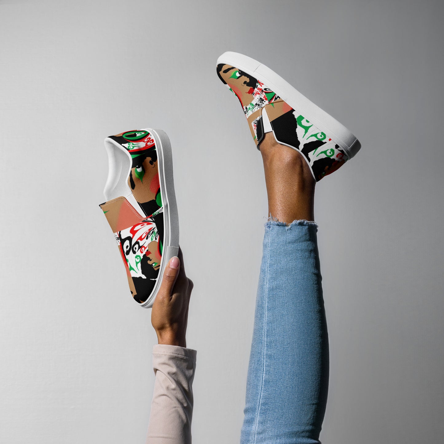 Women’s slip-on canvas shoes